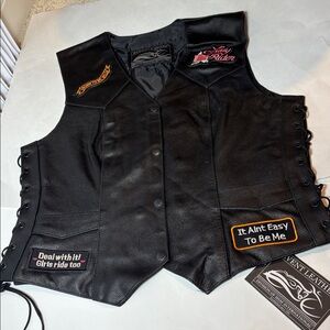 Event Leather Women's Black Leather Motorcycle Vest with Patches L NWT